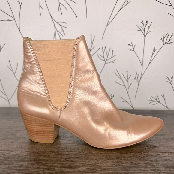 Society Amuse x Matisse Sass Metallic Boots - Picture 1 of 7